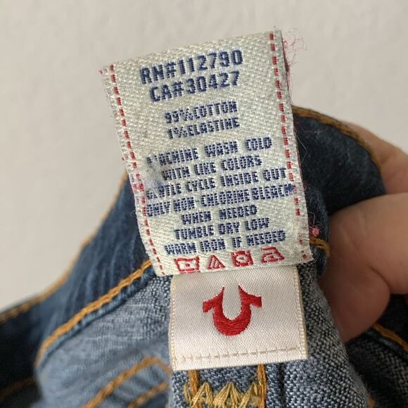 True Religion Women's Blue Flare Leg Cut Off at Bottom Jeans Size 28 - Picture 12 of 13